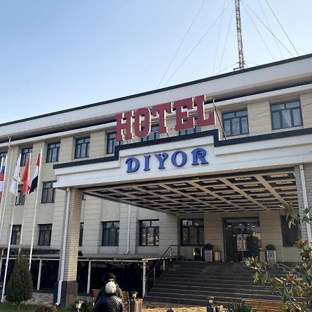 Diyor Hotel Marghilon Exterior photo