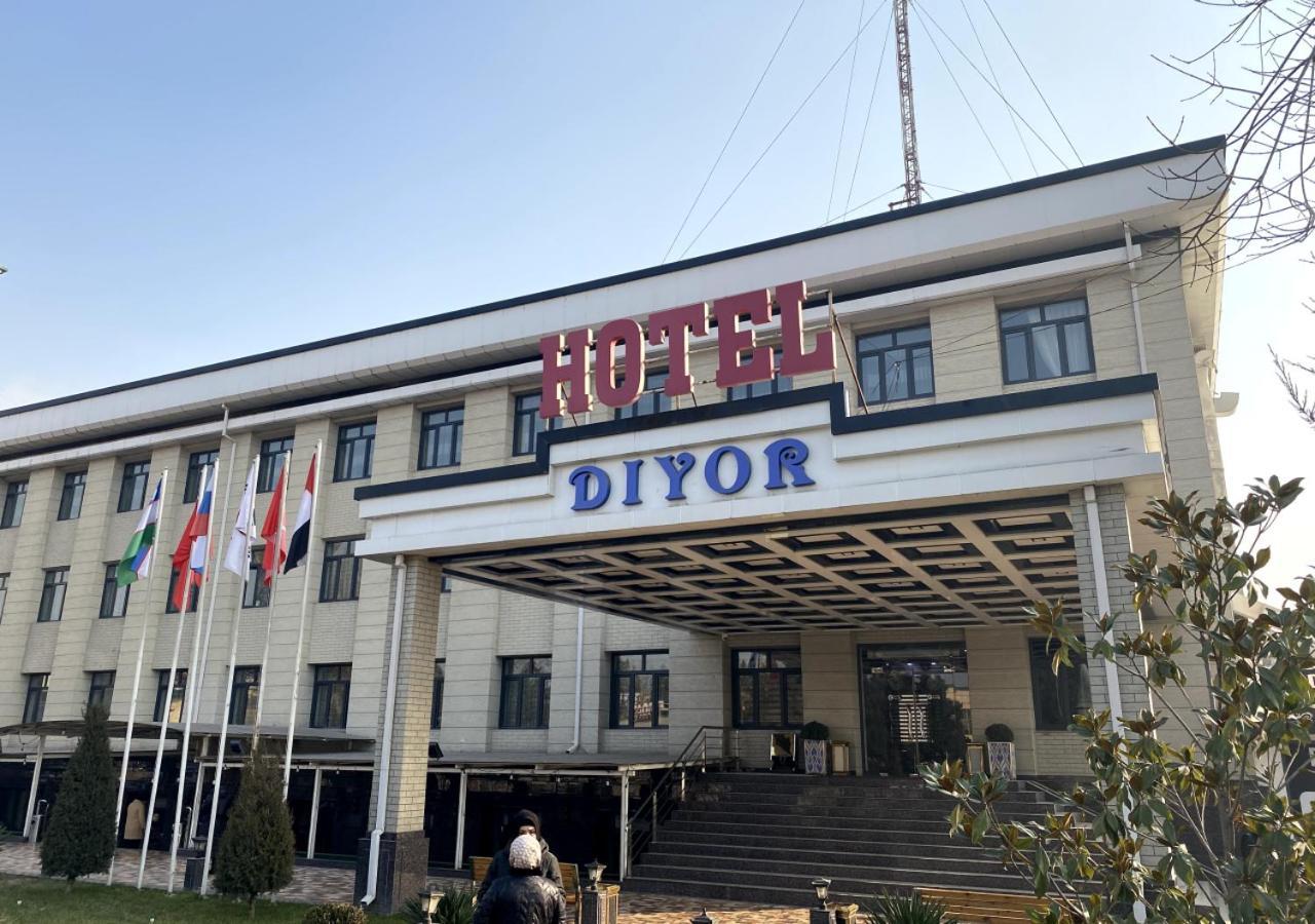 Diyor Hotel Marghilon Exterior photo