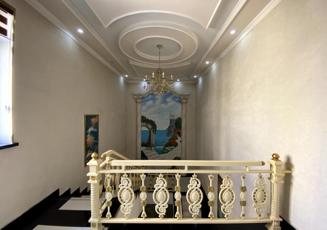 Diyor Hotel Marghilon Exterior photo